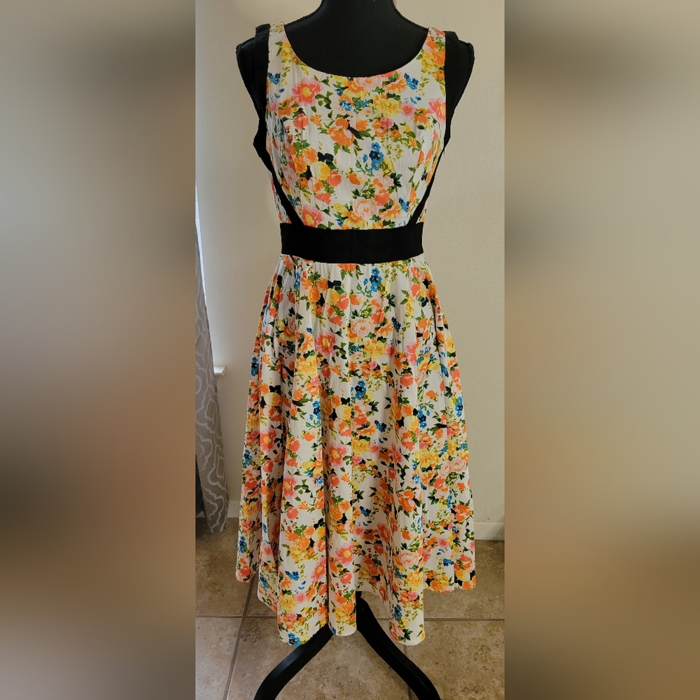 Hearts & Roses White/Floral Dress